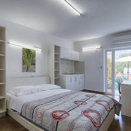 Nika-11 By Interhome