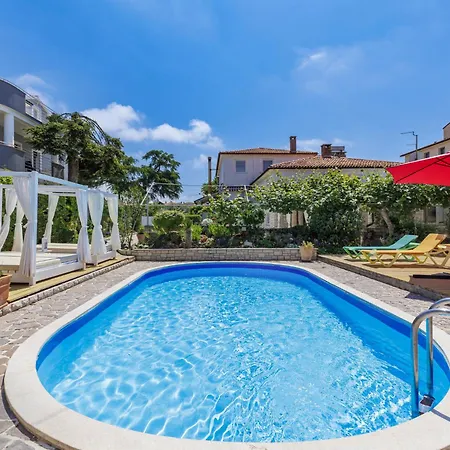 Apartman Nika-11 By Interhome