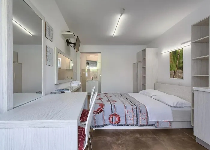 Nika-11 By Interhome