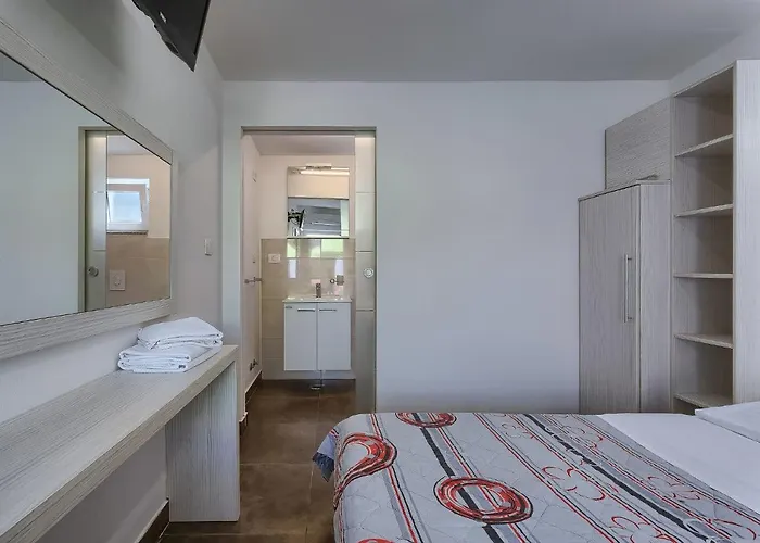 Nika-11 By Interhome Umag