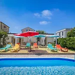 Nika-11 By Interhome * Umag