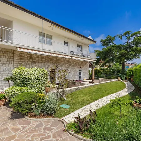 Apartmán Nika-11 By Interhome